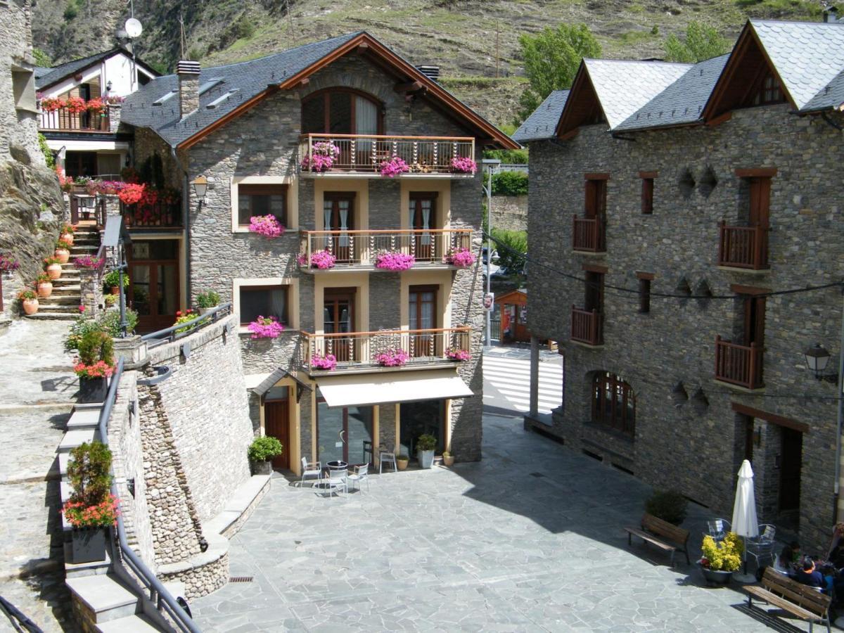 Hotel Lamoga Llavorsí Dış mekan fotoğraf